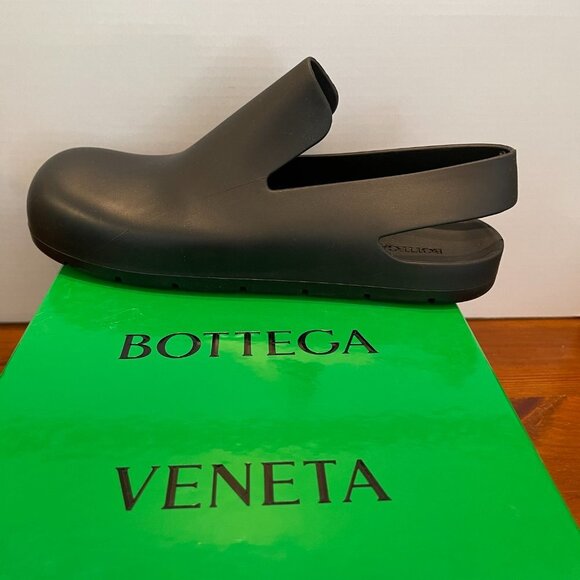 Bottega Veneta 661269 Womens Matt Rubber Black Sandals - Picture 10 of 11